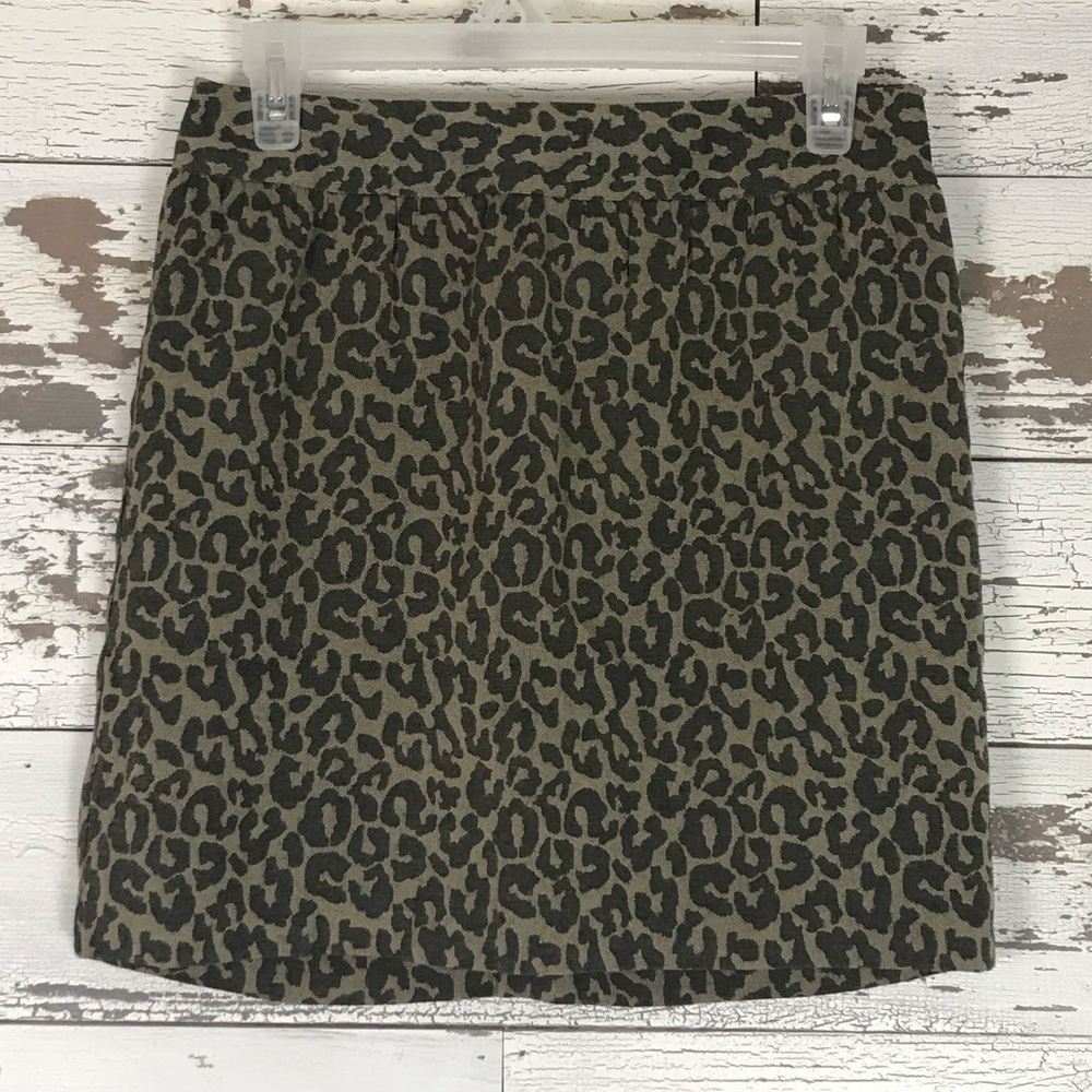 Banana Republic Leopard mini skirt 2P - Picture 1 of 7